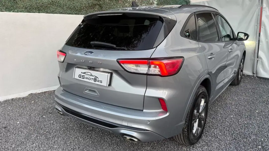 Ford Kuga 2022 - 16400 EUR, 119000 km - 119000km - foto 5 de 12
