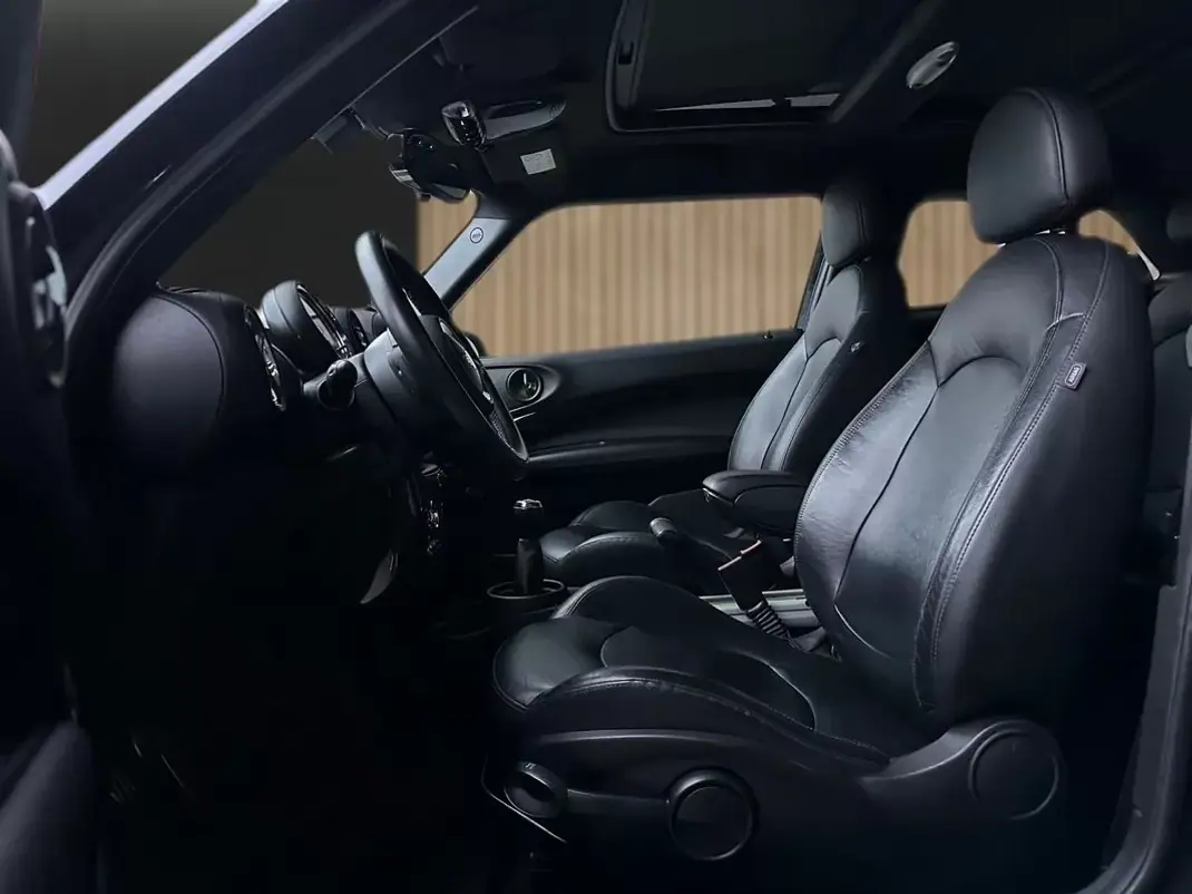 MINI Paceman 2013 - 14500 EUR, 117000 km - AUTO.MOTO.pt - 117000km - foto 10 de 20