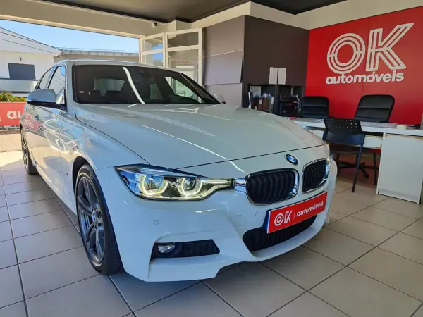 BMW 330e 2018
