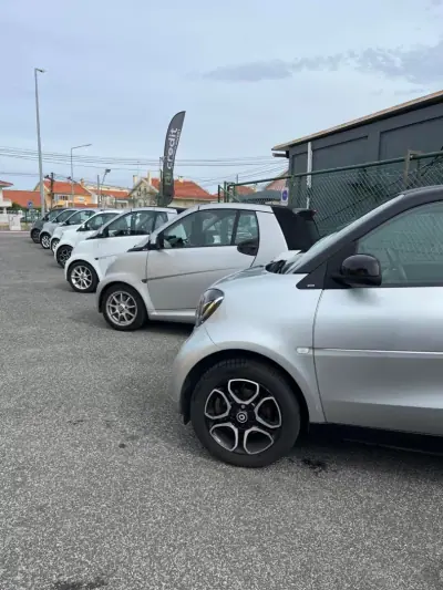 Smart Fortwo Cabrio 2018 - 12480 EUR, 70000 km - AUTO.MOTO.pt - 70000km - foto 6 de 17
