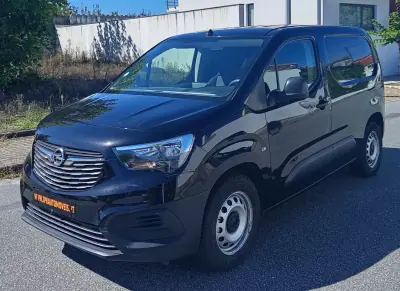 Opel Combo-e 2023 - 16990 EUR, 40100 km - 40100km - foto 1 de 17