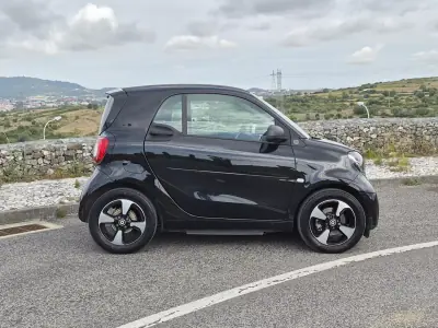 Smart ForTwo Coupé 2021 - 12250 EUR, 41986 km - AUTO.MOTO.pt - 41986km - foto 19 de 19
