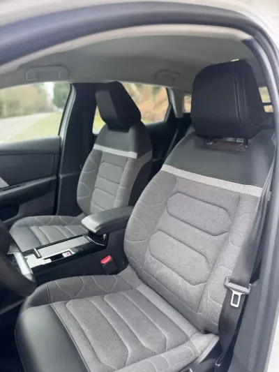 Citroën C4 2023 - 21500 EUR, 131039 km - AUTO.MOTO.pt - 131039km - foto 7 de 19