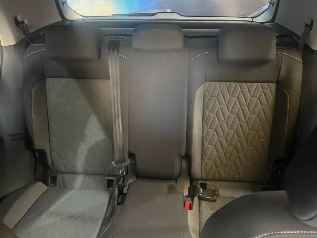 Volkswagen T-Cross 2024 - 19999 EUR, 10000 km - 10000km - foto 36 de 51