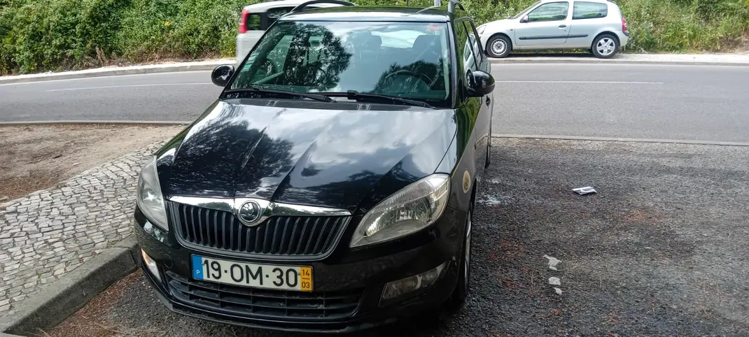 Skoda Fabia Break 2014 - 6000 EUR, 136000 km - AUTO.MOTO.pt - 136000km - foto 1 de 3