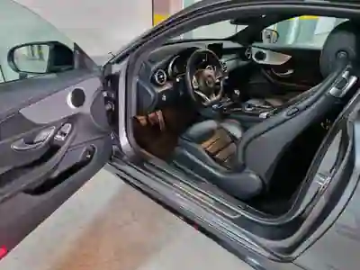 Mercedes-Benz C 220 2017 - 29900 EUR, 99500 km - 99500km - foto 7 de 13
