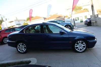 Jaguar X-Type 2003 - 9990 EUR, 128000 km - AUTO.MOTO.pt - 128000km - foto 4 de 31