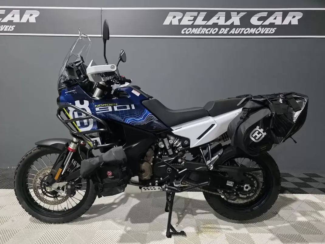 Husqvarna Norden 901 Expedition 2023 - 14990 EUR, 2000 km - AUTO.MOTO.pt - 2000km - foto 2 de 18