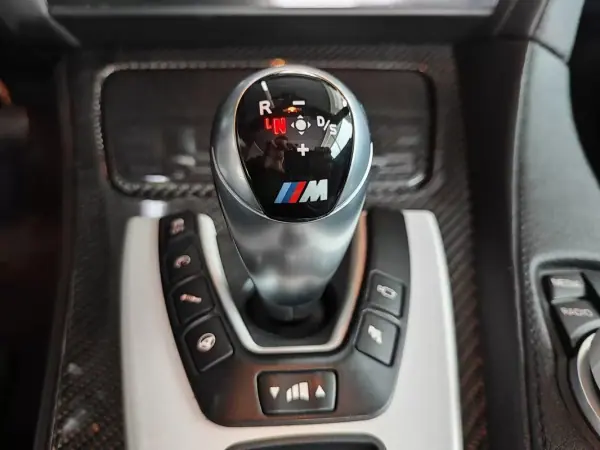 BMW M6 2012 - 63500 EUR, 155000 km - AUTO.MOTO.pt - 155000km - foto 36 de 49