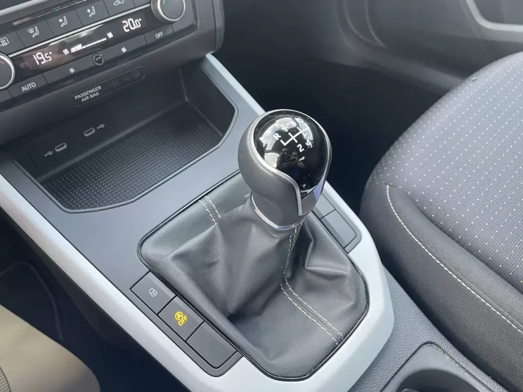 SEAT Arona 2024 - 19500 EUR, 28000 km - AUTO.MOTO.pt - 28000km - foto 13 de 14