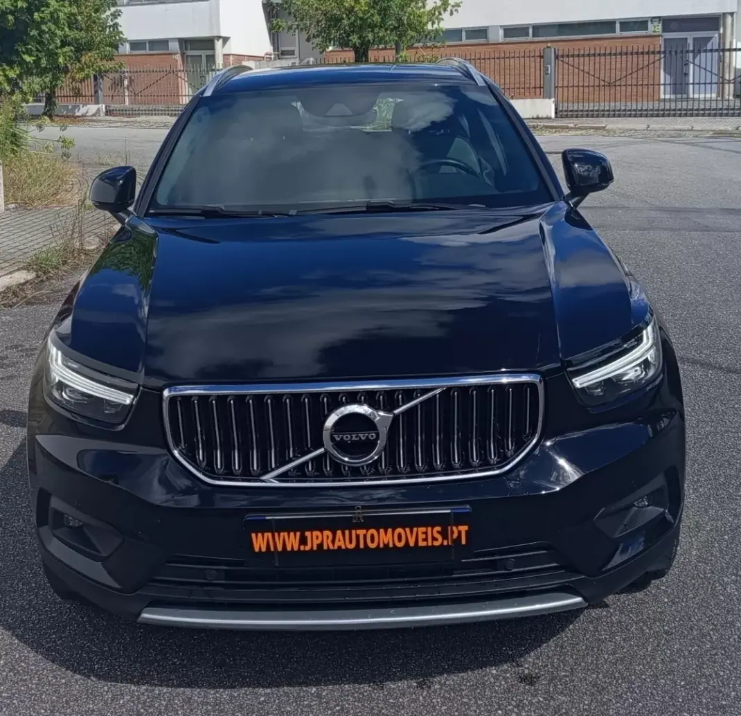 Volvo XC 40 2020 - 26990 EUR, 79100 km - 79100km - foto 2 de 21