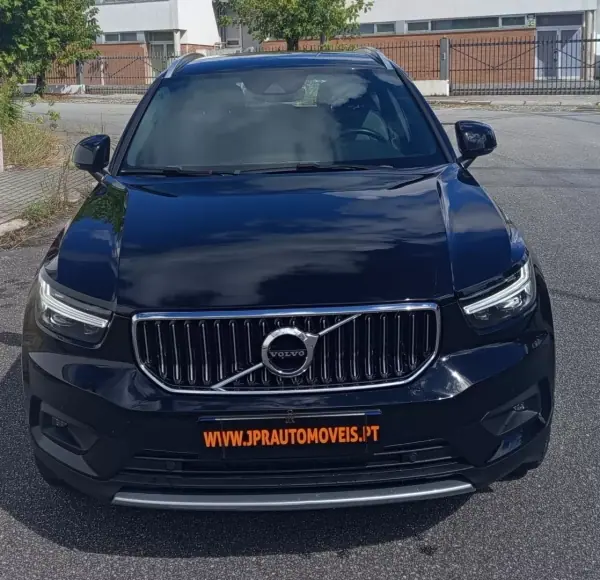 Volvo XC 40 1.5 T5 PHEV Inscription 2020 Híbrido Plug-In — 79 100 km Volvo XC 40 1.5 T5 PHEV Inscription 2020 Híbrido Plug-In