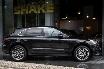 Porsche Macan 2018 - 54990 EUR, 99798 km - AUTO.MOTO.pt - 99798km - foto 5 de 45