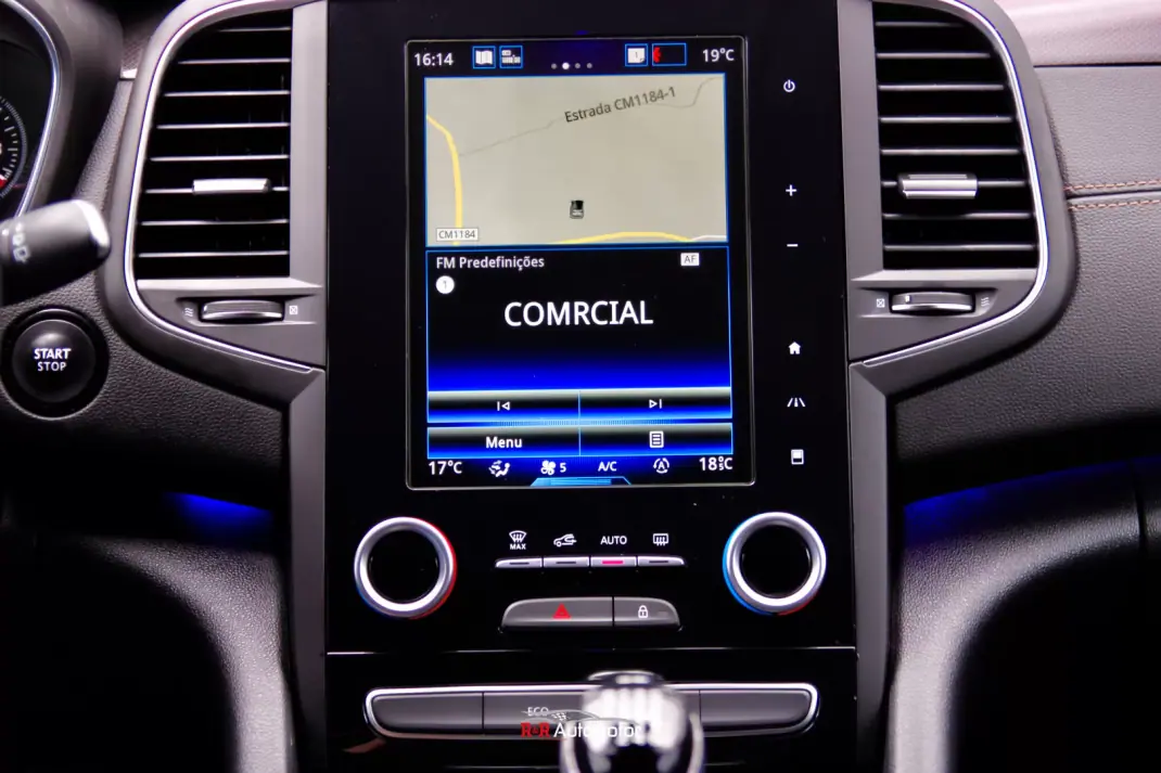 Renault Talisman Sport Tourer 2016 - 14750 EUR, 104000 km - AUTO.MOTO.pt - 104000km - foto 46 de 46