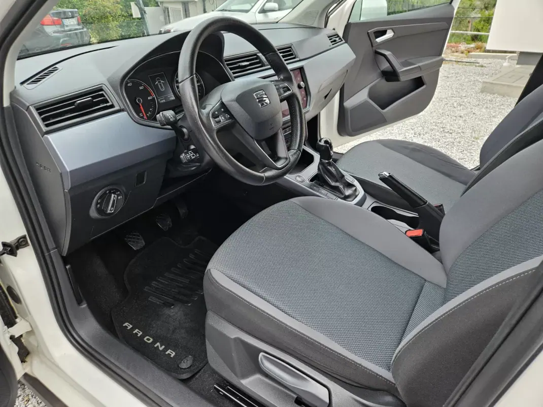 SEAT Arona 2018 - 15500 EUR, 115150 km - AUTO.MOTO.pt - 115150km - foto 43 de 51