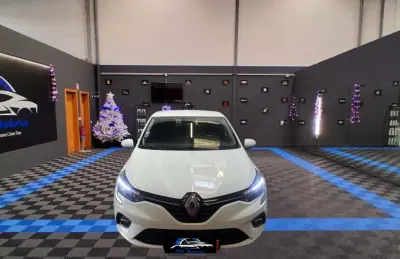Renault Clio 2021 - 15490 EUR, 50251 km - AUTO.MOTO.pt - 50251km - foto 2 de 14
