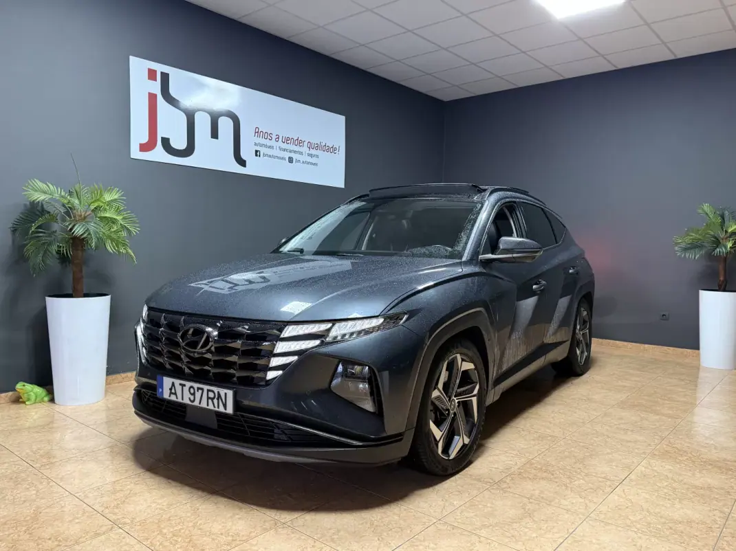 Hyundai Tucson 2022 - 19990 EUR, 208987 km - AUTO.MOTO.pt - 208987km - foto 1 de 19