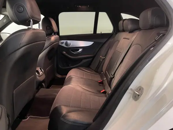 Mercedes-Benz C 220 2015 - 16500 EUR, 266000 km - AUTO.MOTO.pt - 266000km - foto 11 de 29