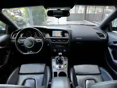 Audi A5 2013 - 21500 EUR, 246000 km - AUTO.MOTO.pt - 246000km - foto 14 de 15
