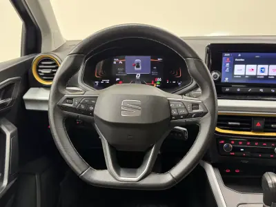 SEAT Arona 2023 - 18990 EUR, 63000 km - AUTO.MOTO.pt - 63000km - foto 14 de 29