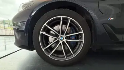 BMW 530e 2022 - 30990 EUR, 141000 km - AUTO.MOTO.pt - 141000km - foto 42 de 42