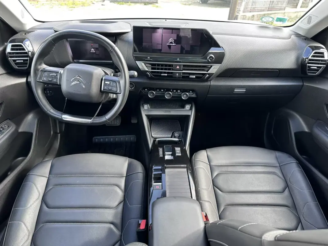 Citroën e-C4 X 2022 - 21990 EUR, 32000 km - AUTO.MOTO.pt - 32000km - foto 9 de 21