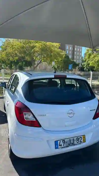 Opel Corsa 2010 - 3850 EUR, 249000 km - foto 2 de 6