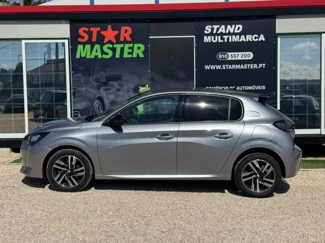 Peugeot 208 2022 - 14890 EUR, 160119 km - AUTO.MOTO.pt - 160119km - foto 4 de 17