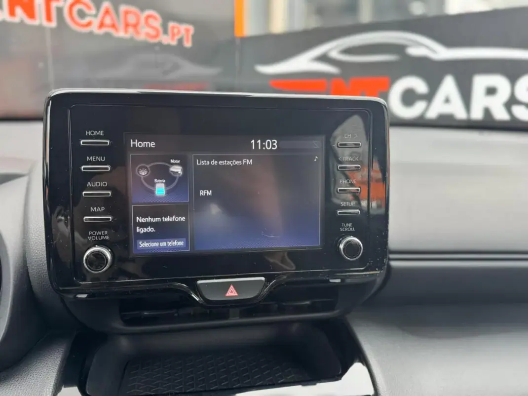 Toyota Yaris Cross 2022 - 24900 EUR, 95592 km - AUTO.MOTO.pt - 95592km - foto 7 de 16