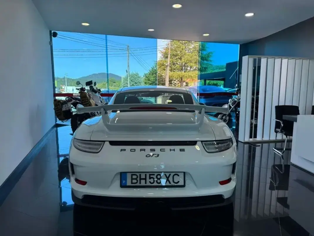 Porsche 911 2015 - 159000 EUR, 49000 km - AUTO.MOTO.pt - 49000km - foto 11 de 21