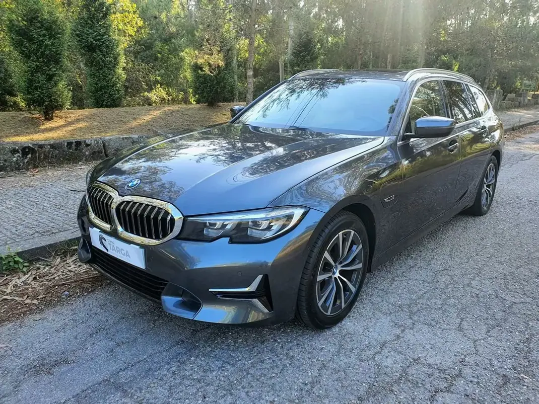 BMW 320 2021 - 29990 EUR, 45000 km - 45000km - foto 6 de 21