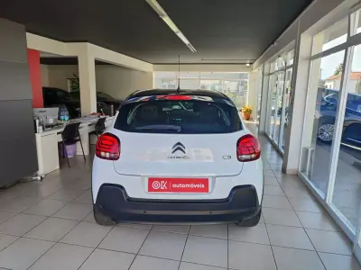 Citroën C3 2018 - 12750 EUR, 92000 km - AUTO.MOTO.pt - 92000km - foto 9 de 34