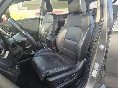 Kia Carens 2018 - 17500 EUR, 138200 km - AUTO.MOTO.pt - 138200km - foto 21 de 63