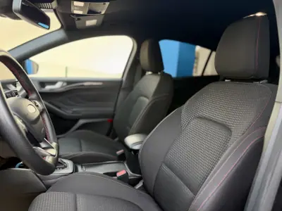 Ford Focus 2023 - 17950 EUR, 54000 km - AUTO.MOTO.pt - 54000km - foto 13 de 25