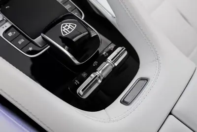 Mercedes-Benz GLS 600 2023 - 240000 EUR, 14123 km - AUTO.MOTO.pt - 14123km - foto 14 de 40