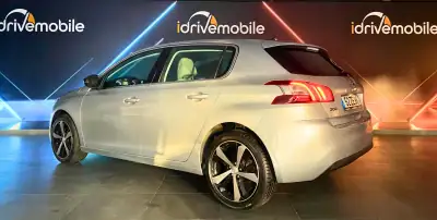 Peugeot 308 2016 - 15500 EUR, 171736 km - AUTO.MOTO.pt - 171736km - foto 13 de 48