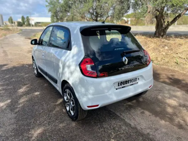 Renault Twingo 2022 - 15750 EUR, 11000 km - AUTO.MOTO.pt - 11000km - foto 3 de 46