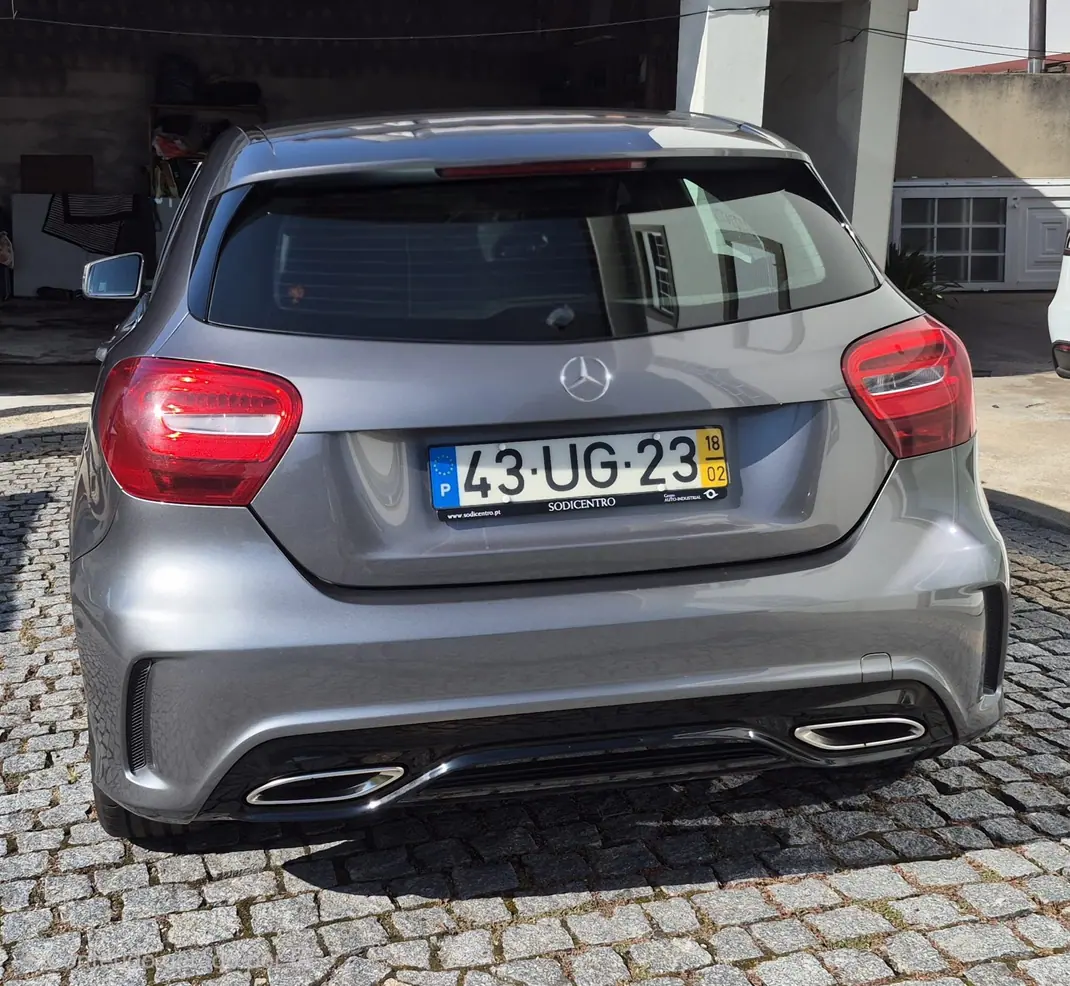 Mercedes-Benz A 180 2018 - 18500 EUR, 143000 km - 143000km - foto 4 de 13