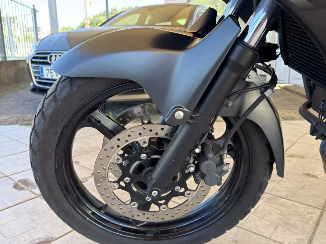 Suzuki DL 2007 - 3950 EUR, 61720 km - AUTO.MOTO.pt - 61720km - foto 6 de 28
