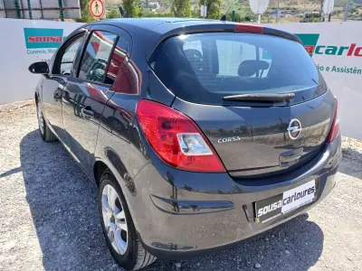 Opel Corsa 2014 - 5650 EUR, 148851 km - AUTO.MOTO.pt - 148851km - foto 11 de 25