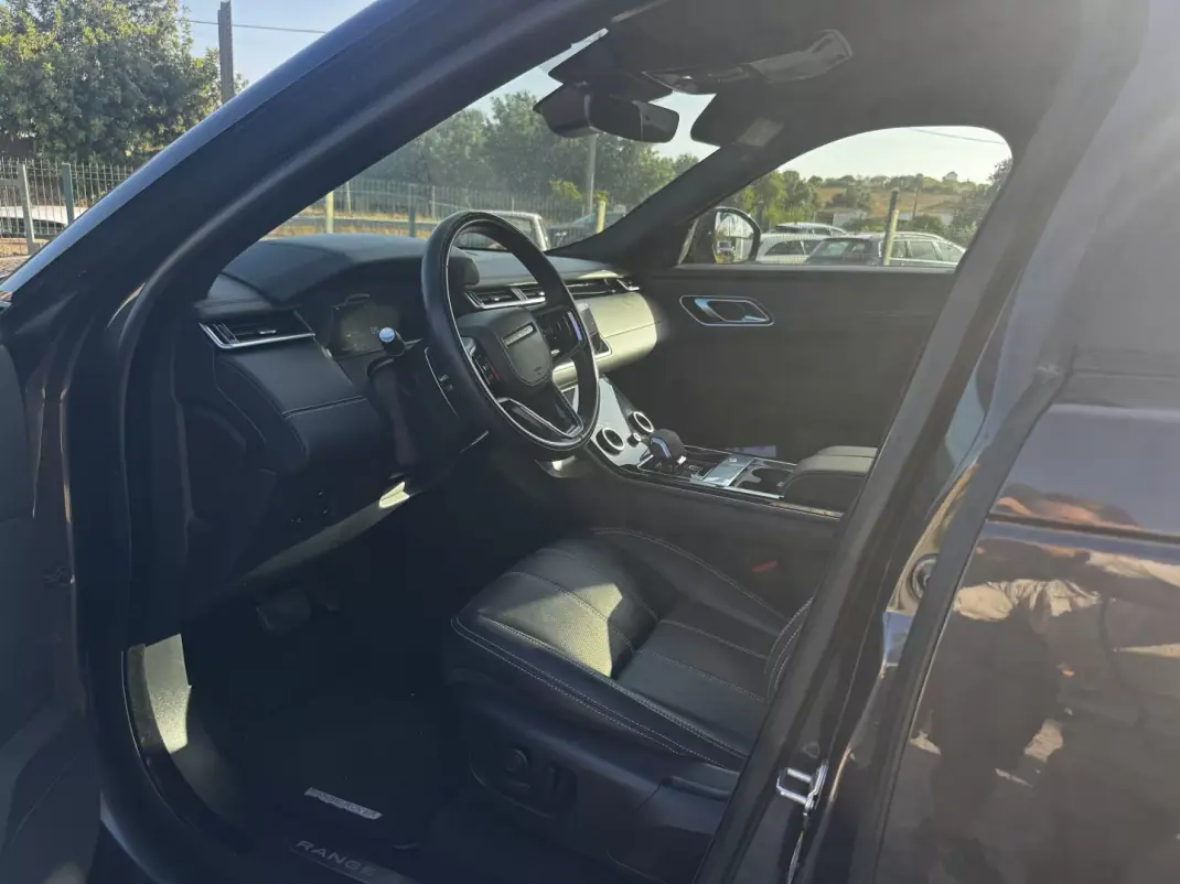 Land Rover Range Rover Velar 2023 - 58900 EUR, 65300 km - 65300km - foto 8 de 18
