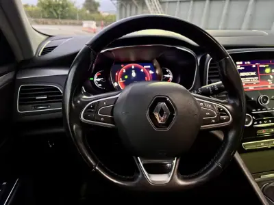 Renault Talisman Sport Tourer 2018 - 14500 EUR, 160000 km - AUTO.MOTO.pt - 160000km - foto 19 de 27