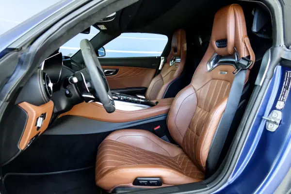 Mercedes-Benz AMG GT 2019 - 170000 EUR, 39913 km - AUTO.MOTO.pt - 39913km - foto 13 de 23