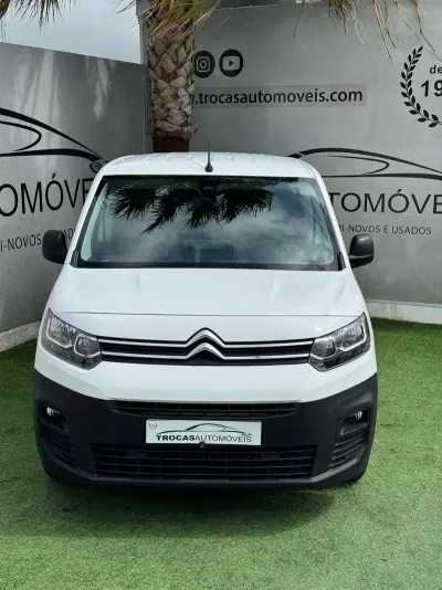 Citroën 1.5 BlueHDi M Control 2021 - 14750 EUR, 118730 km - AUTO.MOTO.pt - 118730km - foto 17 de 20