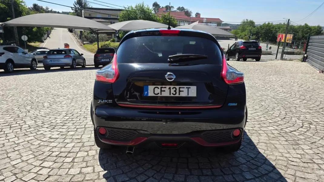 Nissan Juke 2015 - 12990 EUR, 142000 km - AUTO.MOTO.pt - 142000km - foto 5 de 30