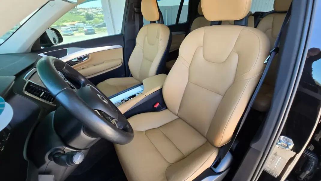 Volvo XC 90 2015 - 24500 EUR, 244798 km - 244798km - foto 12 de 28