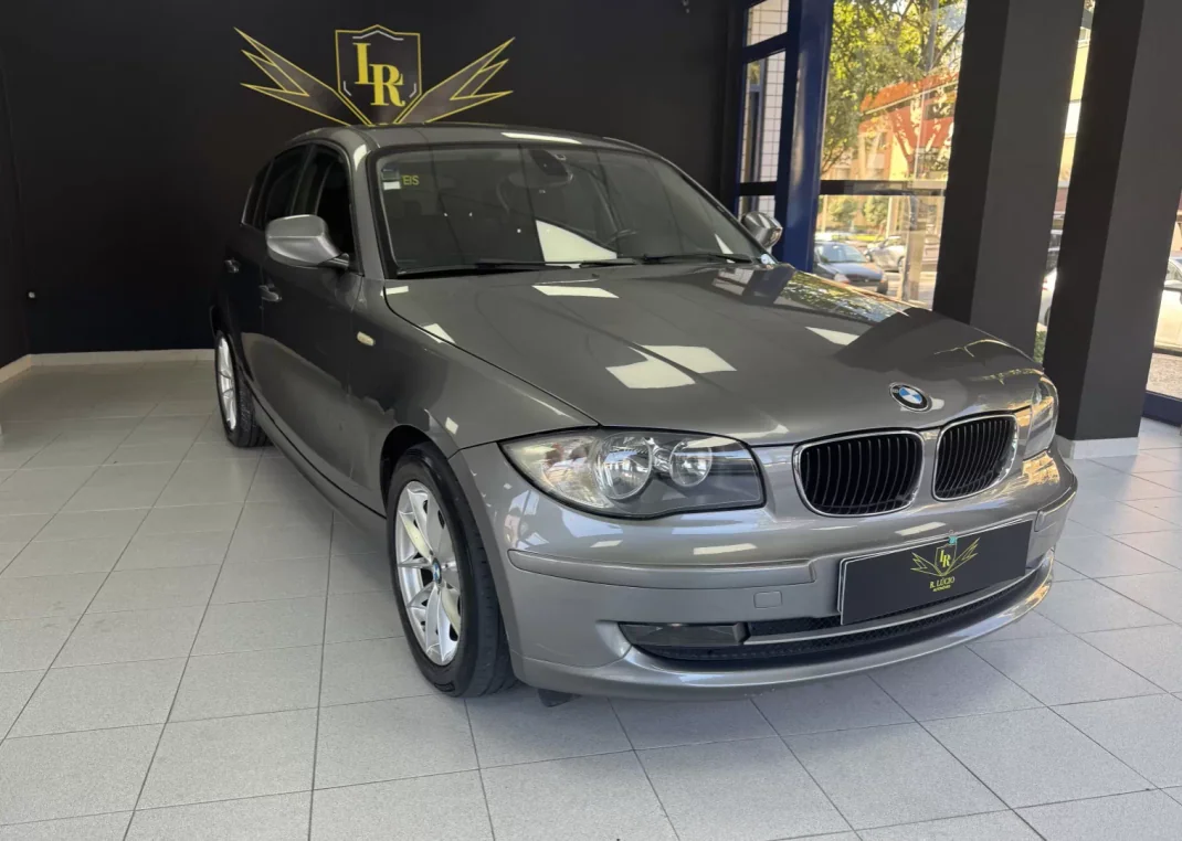 BMW 118 2010 - 9500 EUR, 241971 km - AUTO.MOTO.pt - 241971km - foto 1 de 28