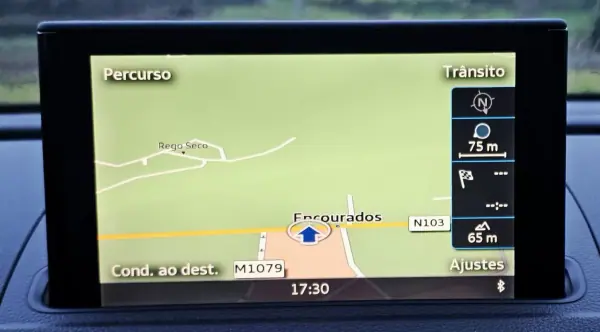 Audi A3 2014 - 13999 EUR, 208000 km - AUTO.MOTO.pt - 208000km - foto 10 de 15