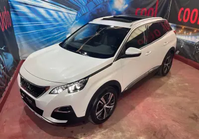 Peugeot 3008 2020 - 19999 EUR, 129000 km - AUTO.MOTO.pt - 129000km - foto 6 de 49