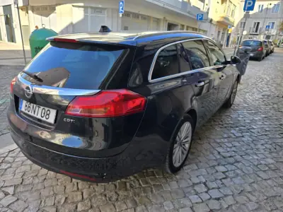 Opel Insignia Sports Tourer 2013 - 6000 EUR, 229000 km - foto 4 de 23
